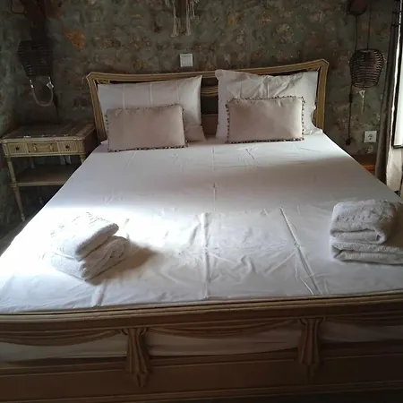 Castle Of Himara Apartment Room photo