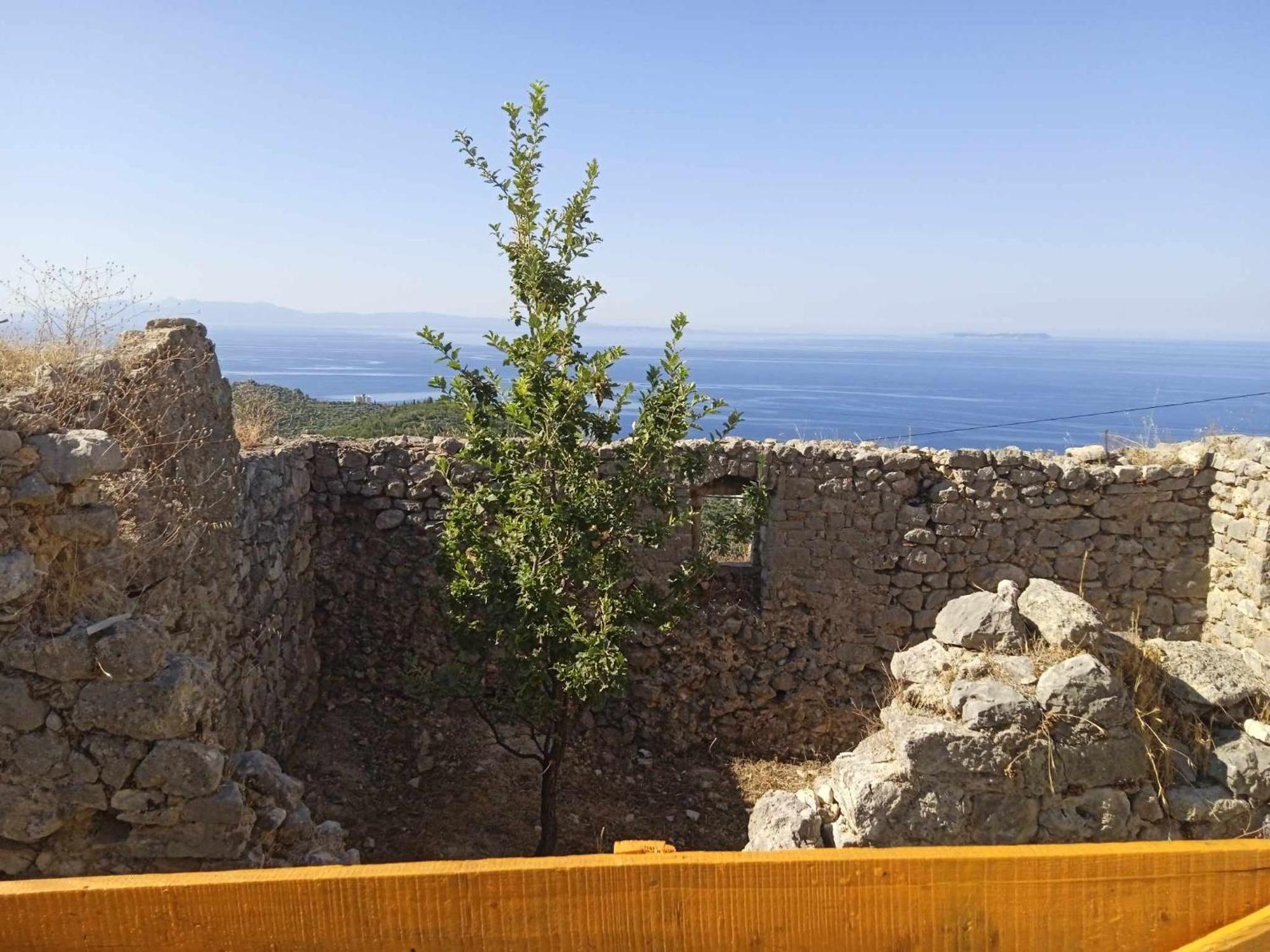 Homestay Castle Of Himare